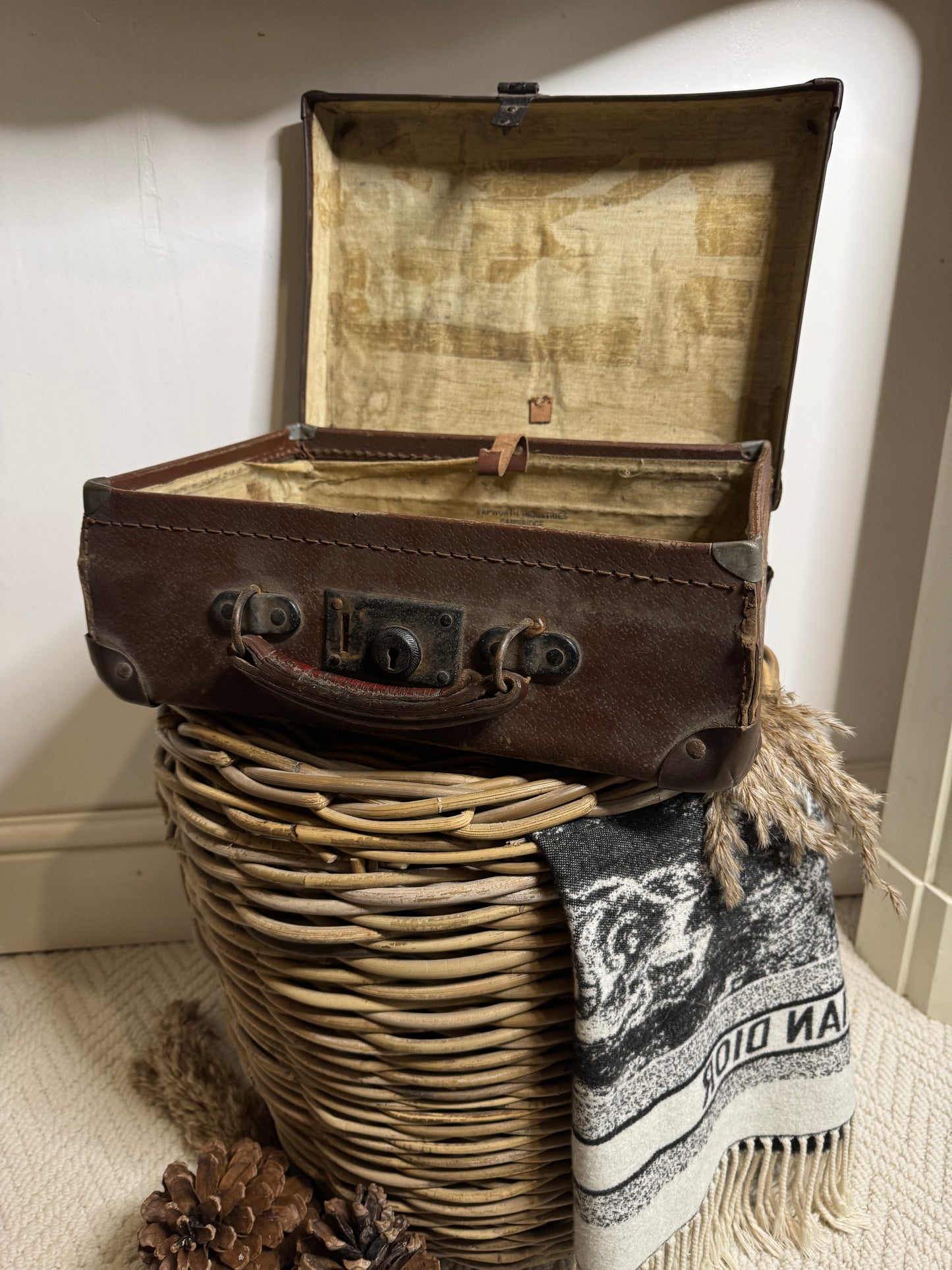 Vintage 1944 Suitcase Papworth Industries