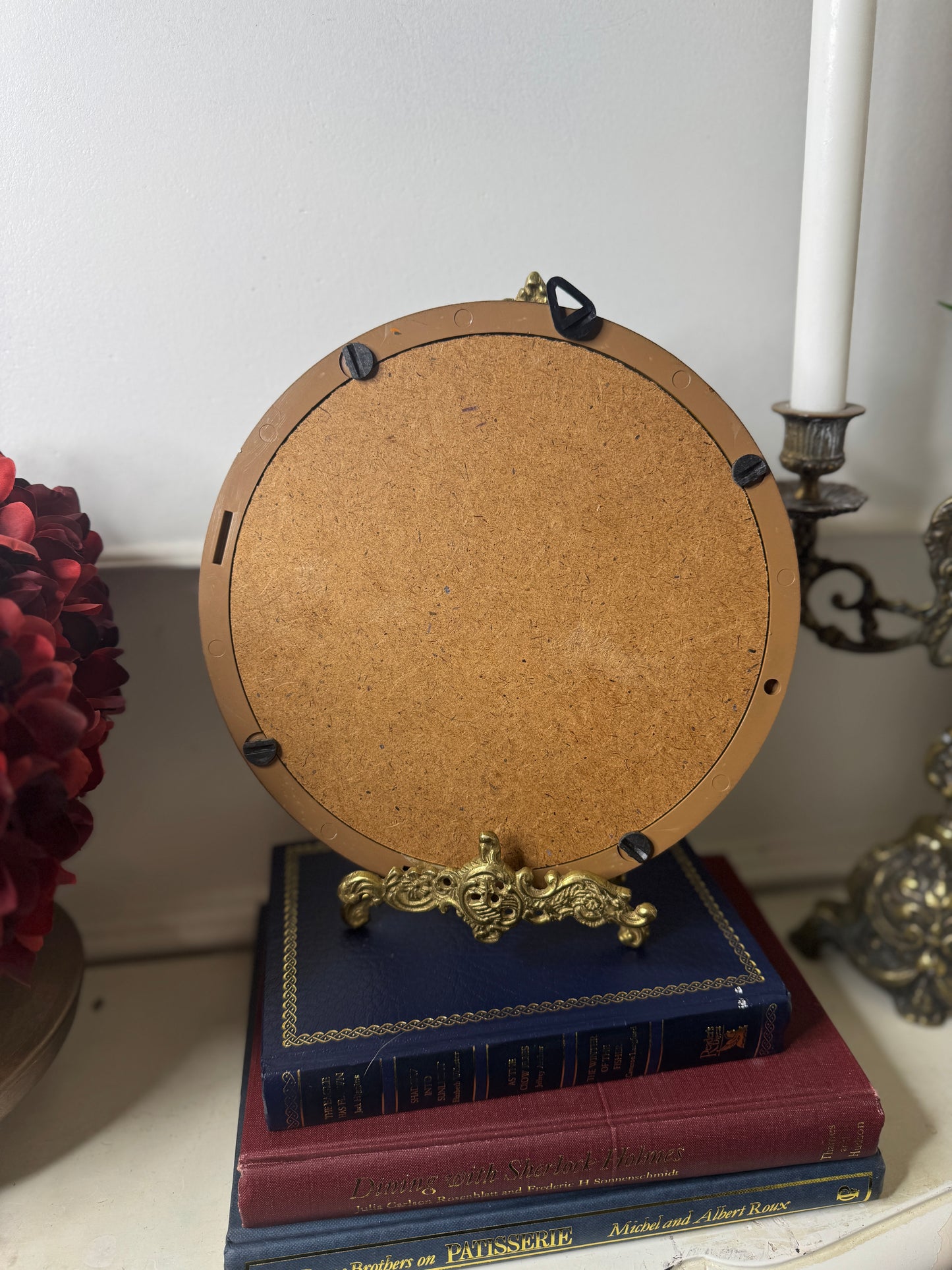 Rare Vintage Round Resin Frame with Print – 23cm Diameter Circular Wall Art