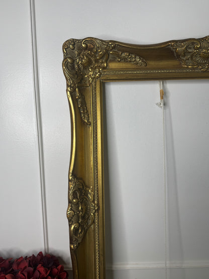 Moravian Grandeur – Czech Vintage Ornate Gold Gilt Frame