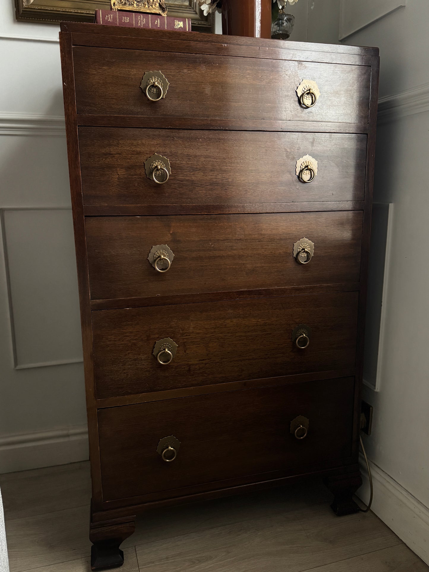 Vintage Walnut Tallboy Chest of Drawers – 5 Drawer with Layered Curved Legs | English Manor