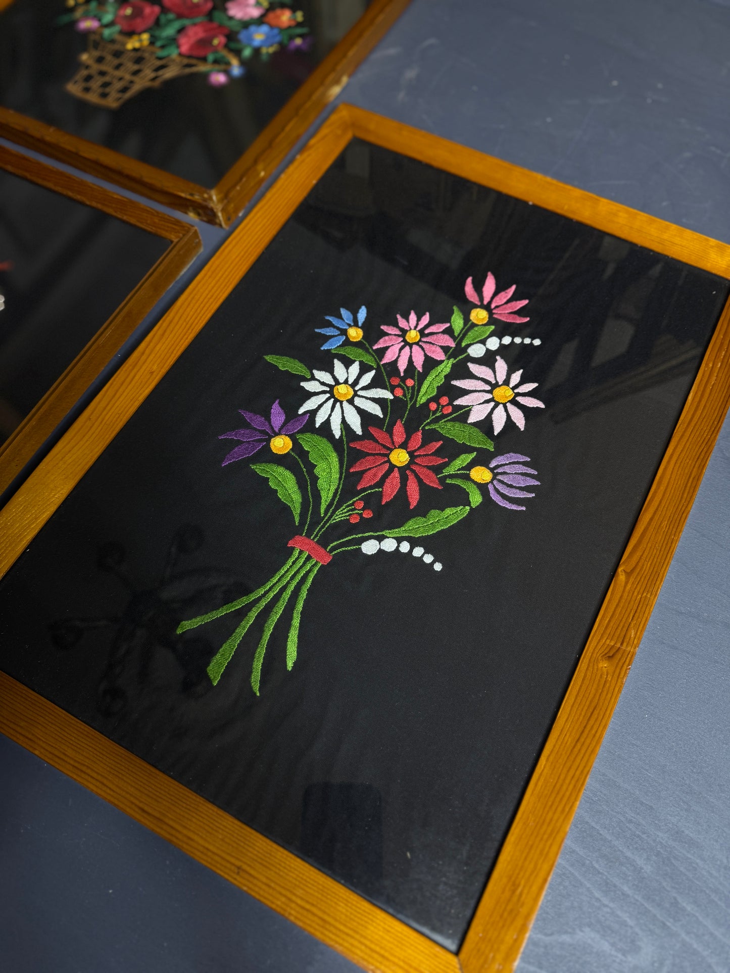 Rare 1950s Hungarian Kalocsa Matyó Embroidery – Vintage Heirloom Wall Hanging Set