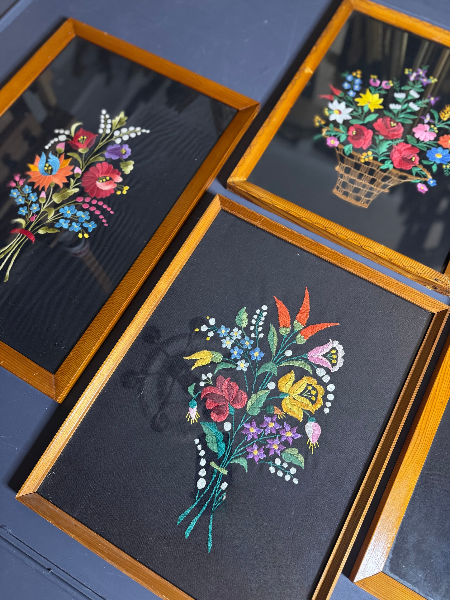 Rare 1950s Hungarian Kalocsa Matyó Embroidery – Vintage Heirloom Wall Hanging Set