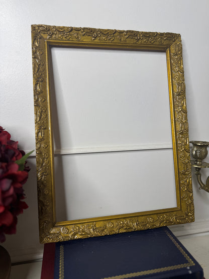 Golden Grandeur – Hungarian Floral Gilt Frame from Budapest