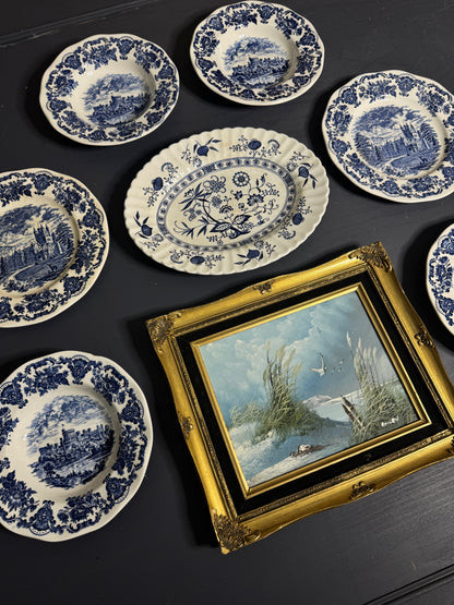Grand Heritage Wall Set – Blue & White English Plates with Ornate Framed Painting