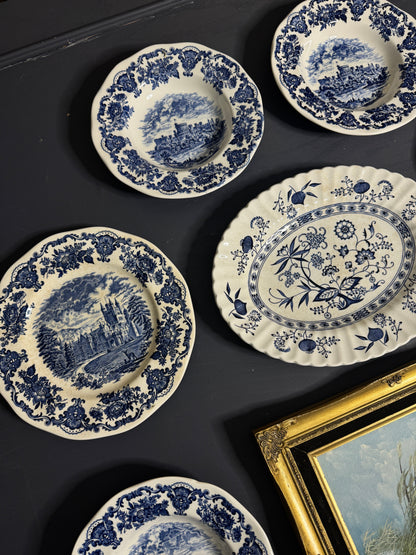 Grand Heritage Wall Set – Blue & White English Plates with Ornate Framed Painting