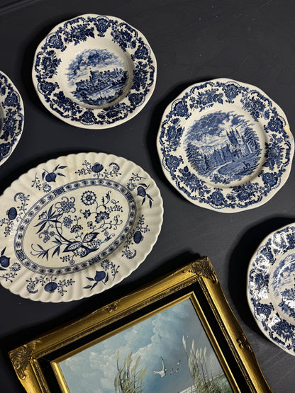 Grand Heritage Wall Set – Blue & White English Plates with Ornate Framed Painting