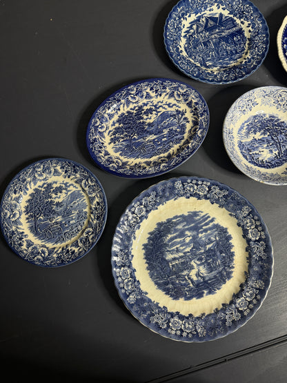 Regal Blue Willow Collection – Vintage English Dish Display