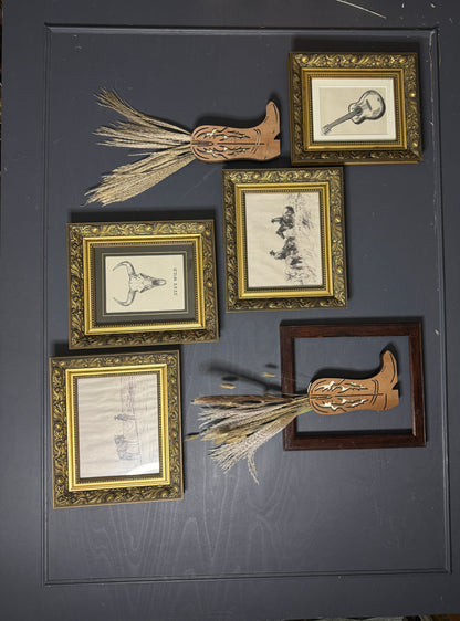 Rustic Western Elegance – Texas Themed Prints in Ornate Gold & Wooden Frames with Dried Flower Boot Decor