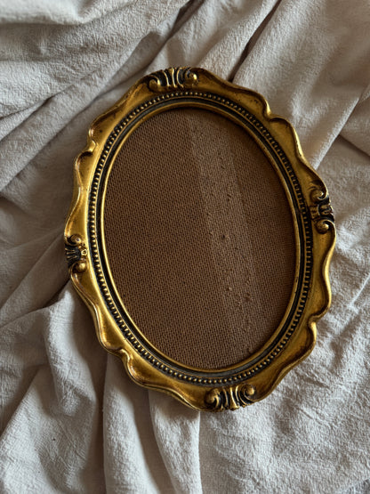 Vintage Gold Gilt Ornate Oval Frames Unglazed