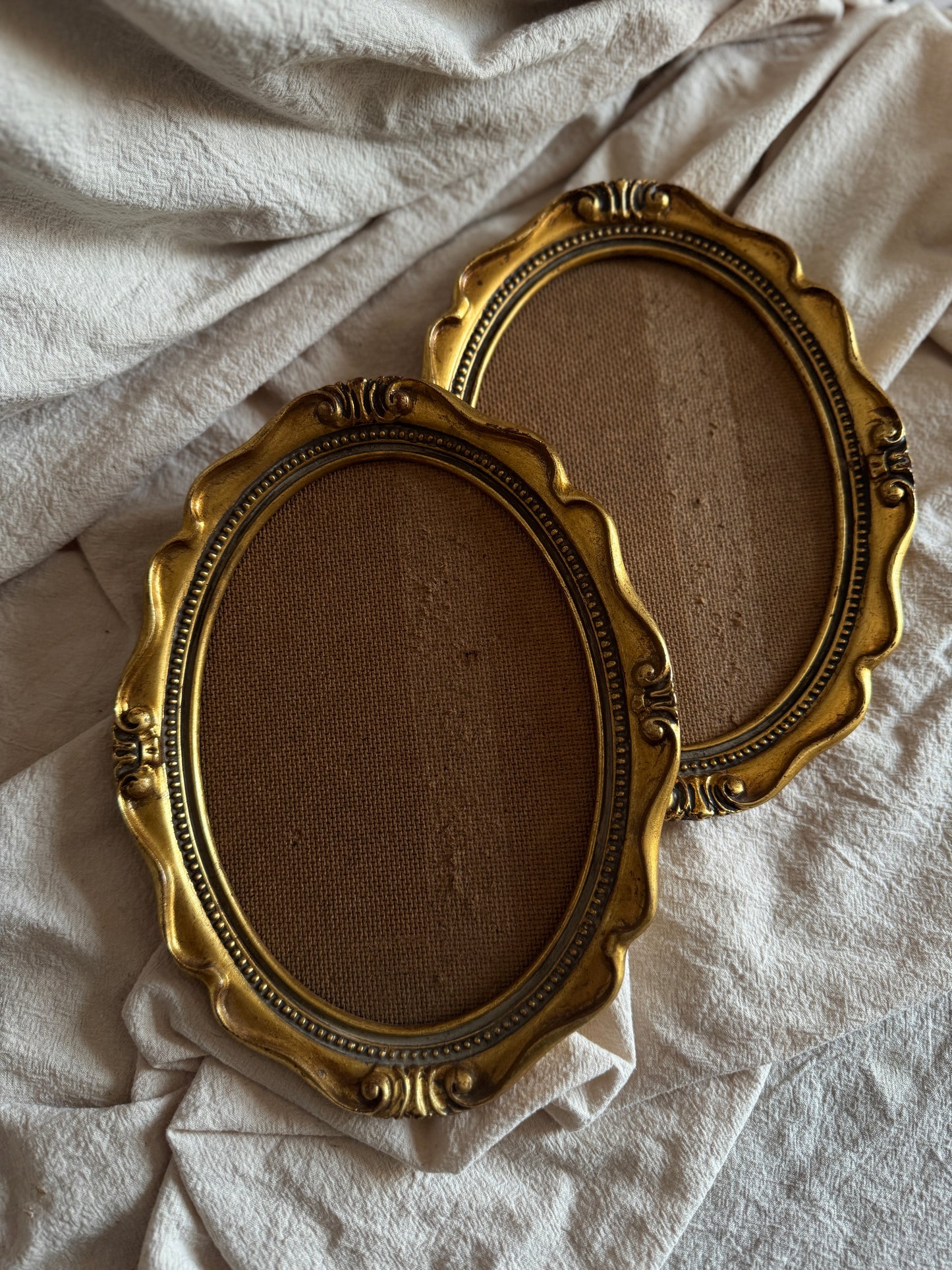 Vintage Gold Gilt Ornate Oval Frames Unglazed