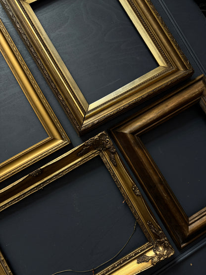 The Vintage Frame Drop