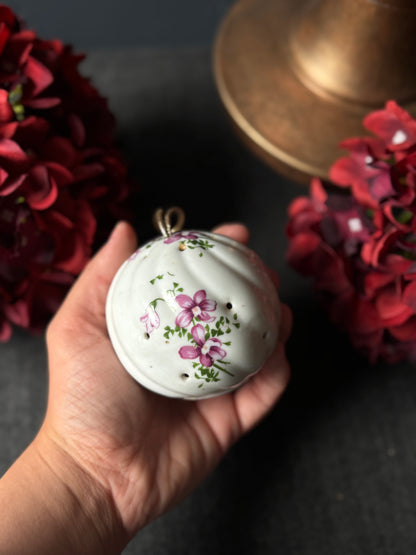 Vintage Ceramic Pomanders A Timeless Touch of Fragrance & Charm
