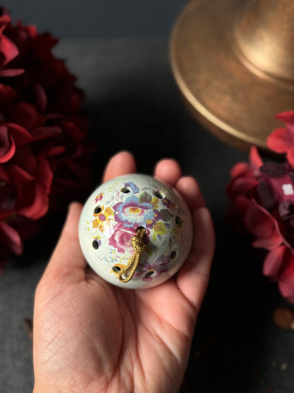 Vintage Ceramic Pomanders A Timeless Touch of Fragrance & Charm