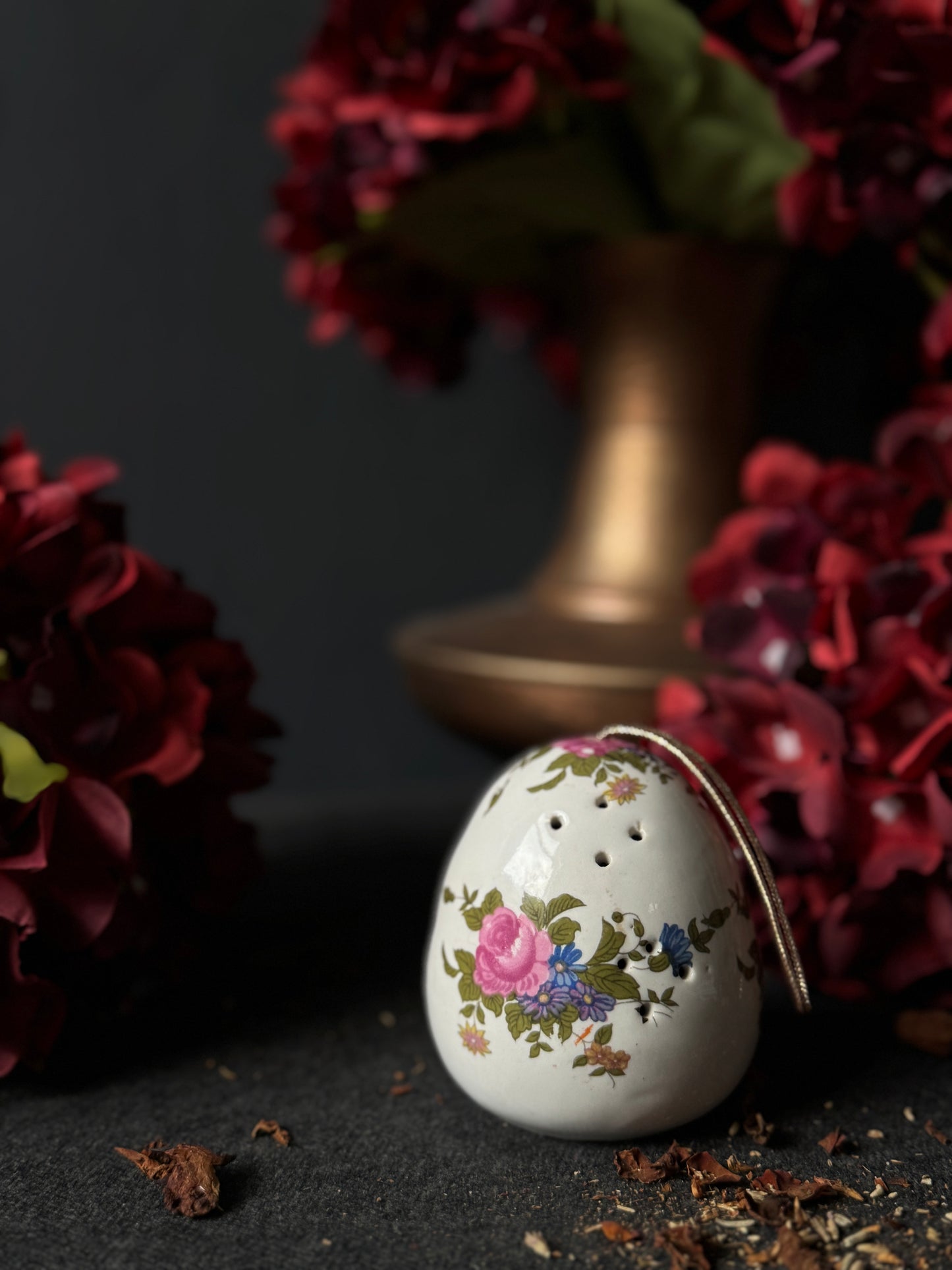 Vintage Ceramic Pomanders A Timeless Touch of Fragrance & Charm