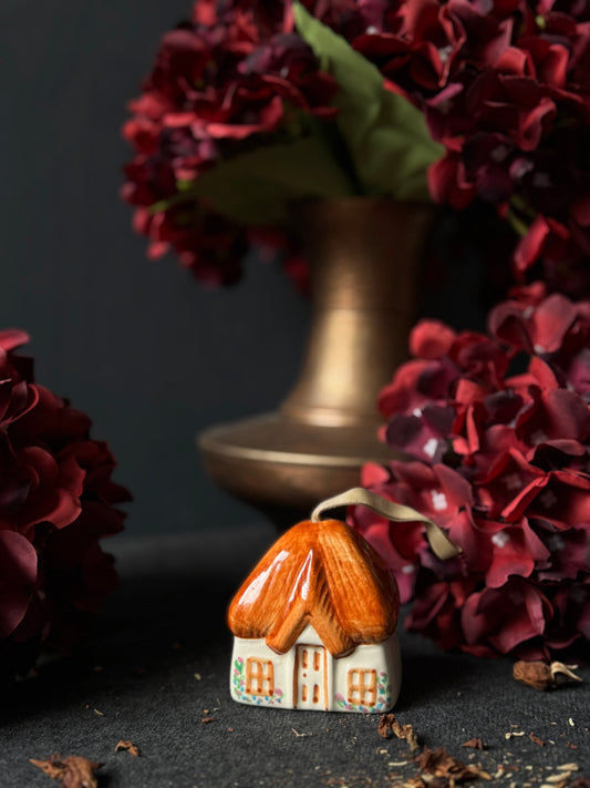 Vintage Ceramic Pomanders A Timeless Touch of Fragrance & Charm