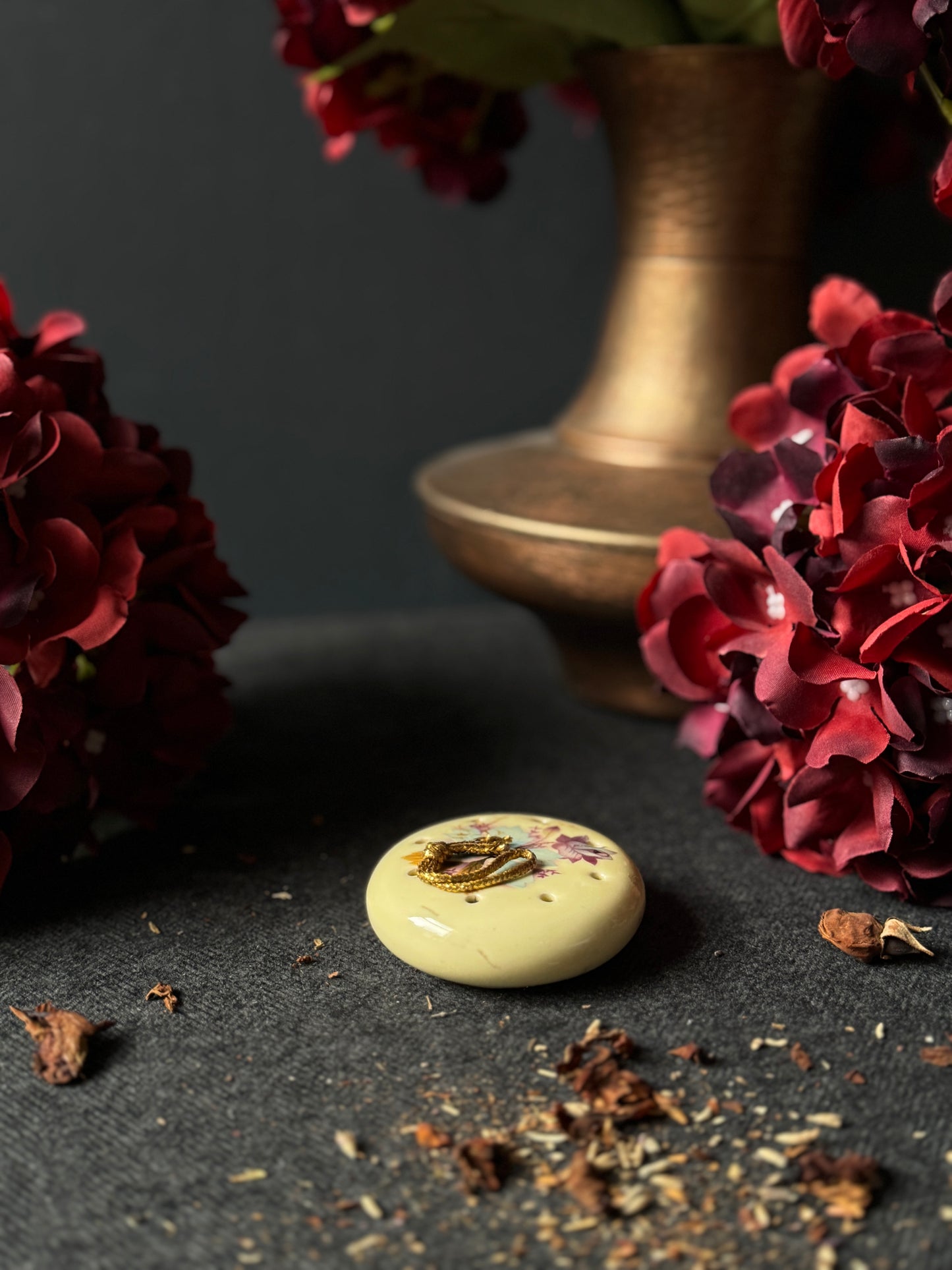 Vintage Ceramic Pomanders A Timeless Touch of Fragrance & Charm