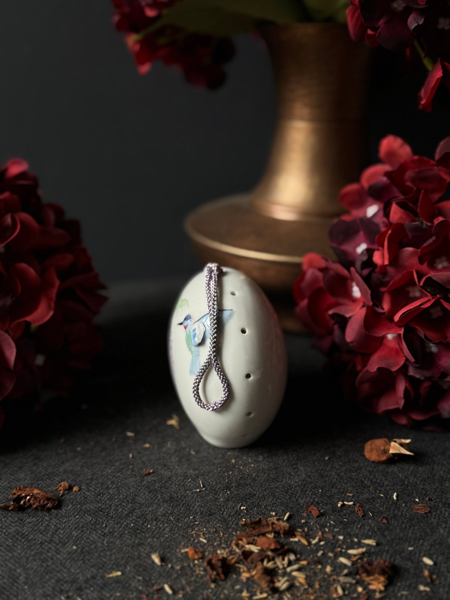Vintage Ceramic Pomanders A Timeless Touch of Fragrance & Charm