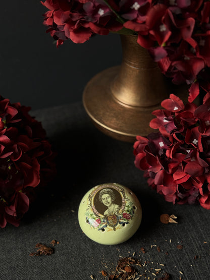 Vintage Ceramic Pomanders A Timeless Touch of Fragrance & Charm