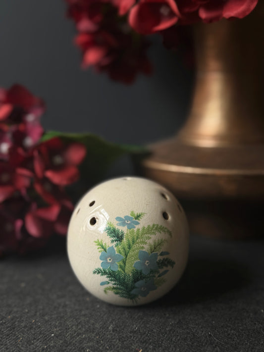 Vintage Ceramic Pomanders A Timeless Touch of Fragrance & Charm
