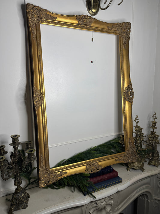 Large Antique Gold Baroque Frame: Ornate Gilt Wall Decor ( 90 x 62 cm)