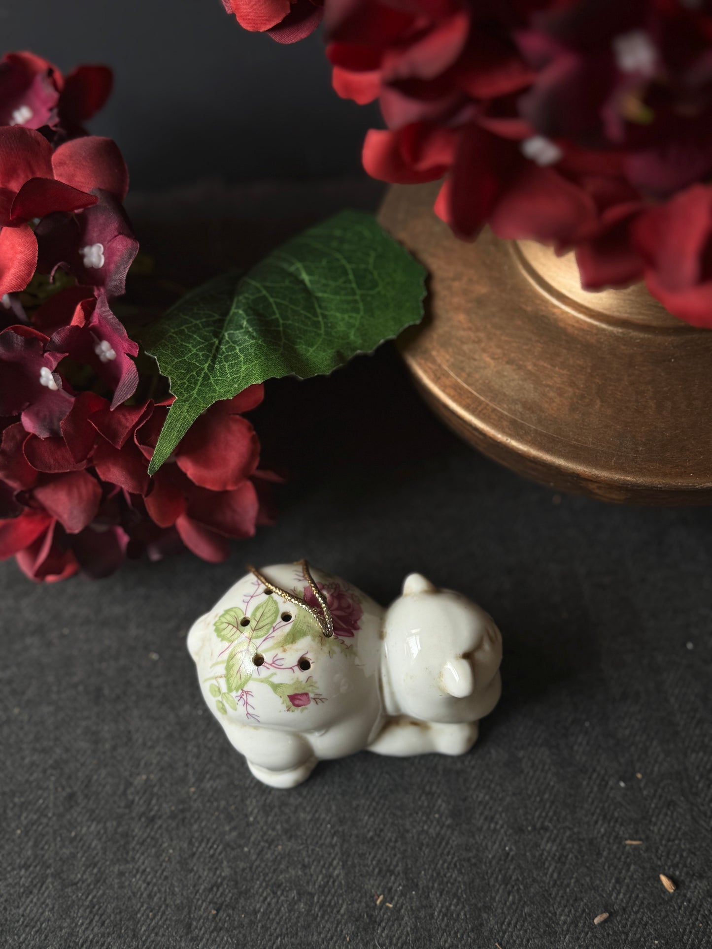 Vintage Ceramic Pomanders A Timeless Touch of Fragrance & Charm