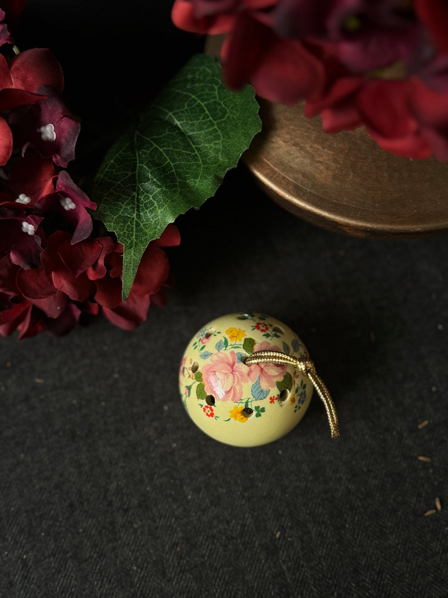 Vintage Ceramic Pomanders A Timeless Touch of Fragrance & Charm