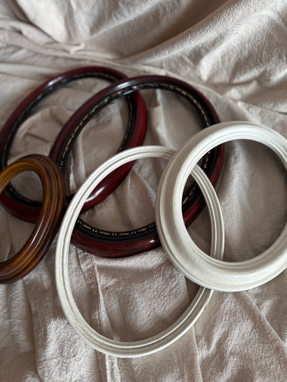 Vintage 1970s Resin Oval Frames Set (5 Pieces) – Mixed Sizes, Burgundy & White