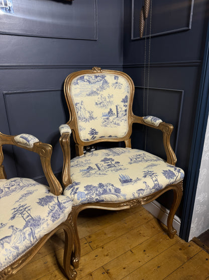 French Louis XV Gilt Blue Toile De Jouy Fabric Armchairs (Pair)