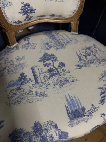 French Louis XV Gilt Blue Toile De Jouy Fabric Armchairs (Pair)