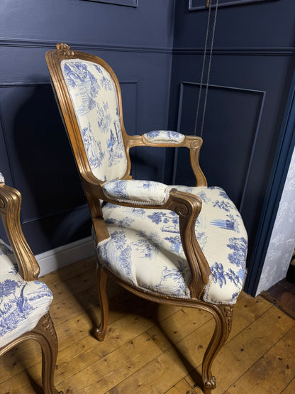 French Louis XV Gilt Blue Toile De Jouy Fabric Armchairs (Pair)