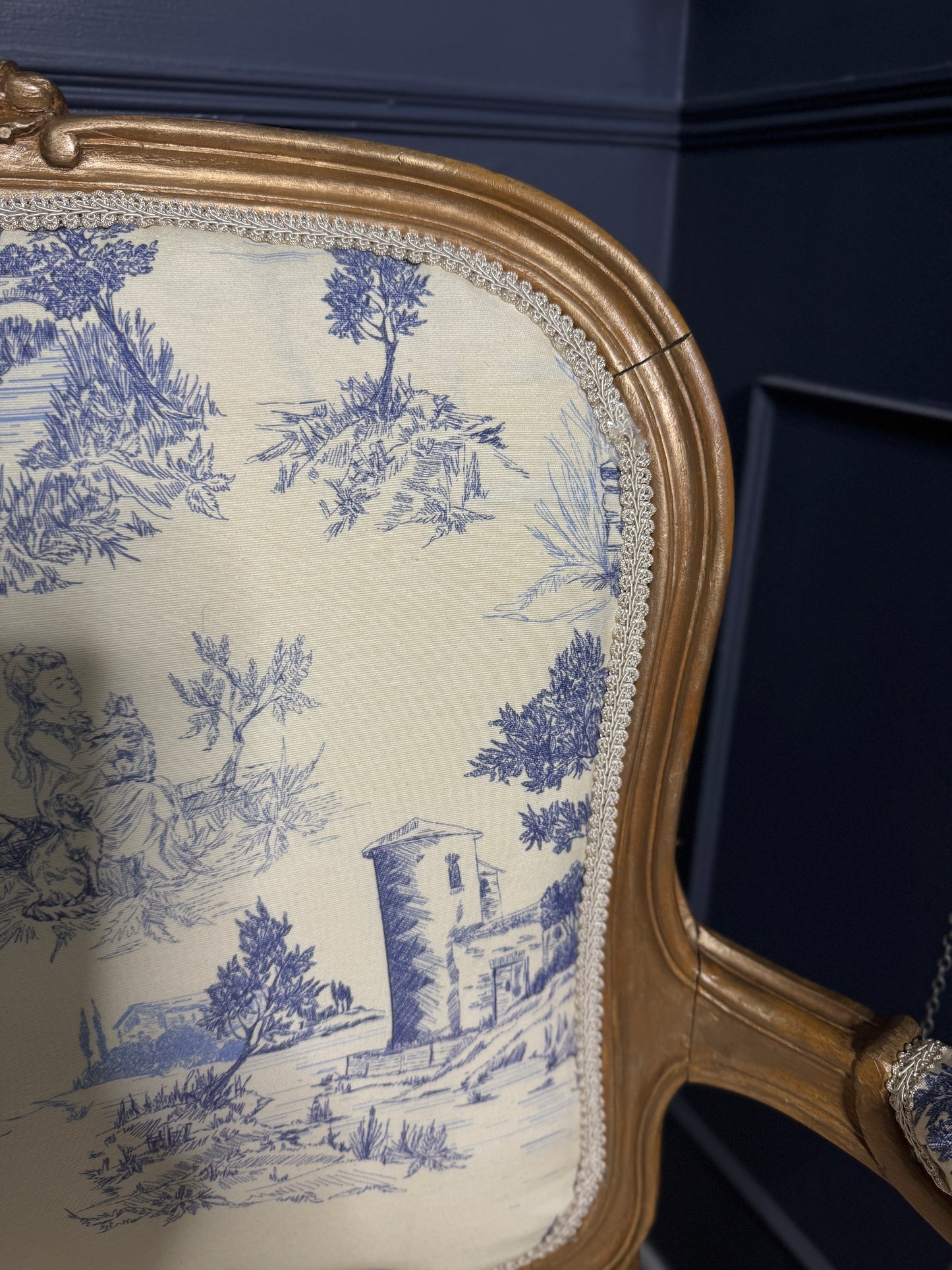 French Louis XV Gilt Blue Toile De Jouy Fabric Armchairs (Pair)
