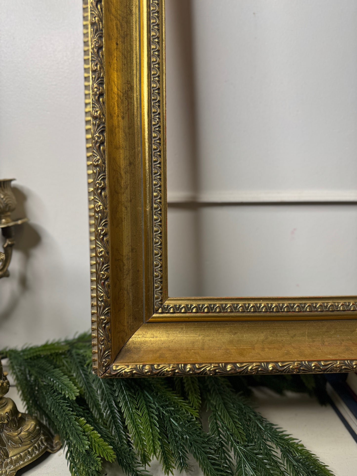 Large - Antique Gold  Ornate Marbella Frame