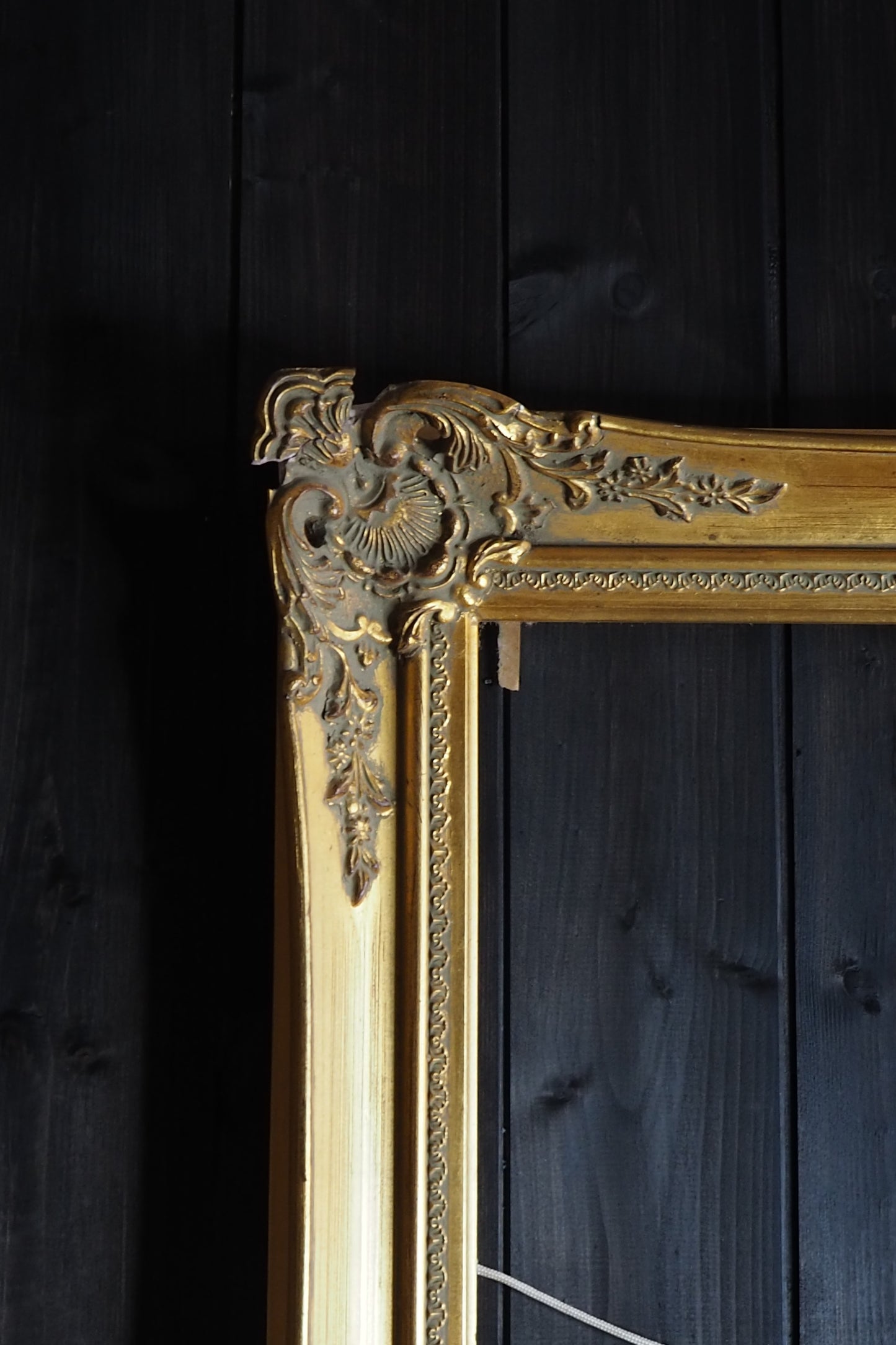 The Padue – Antique Gold Baroque Frame Gilt Frame