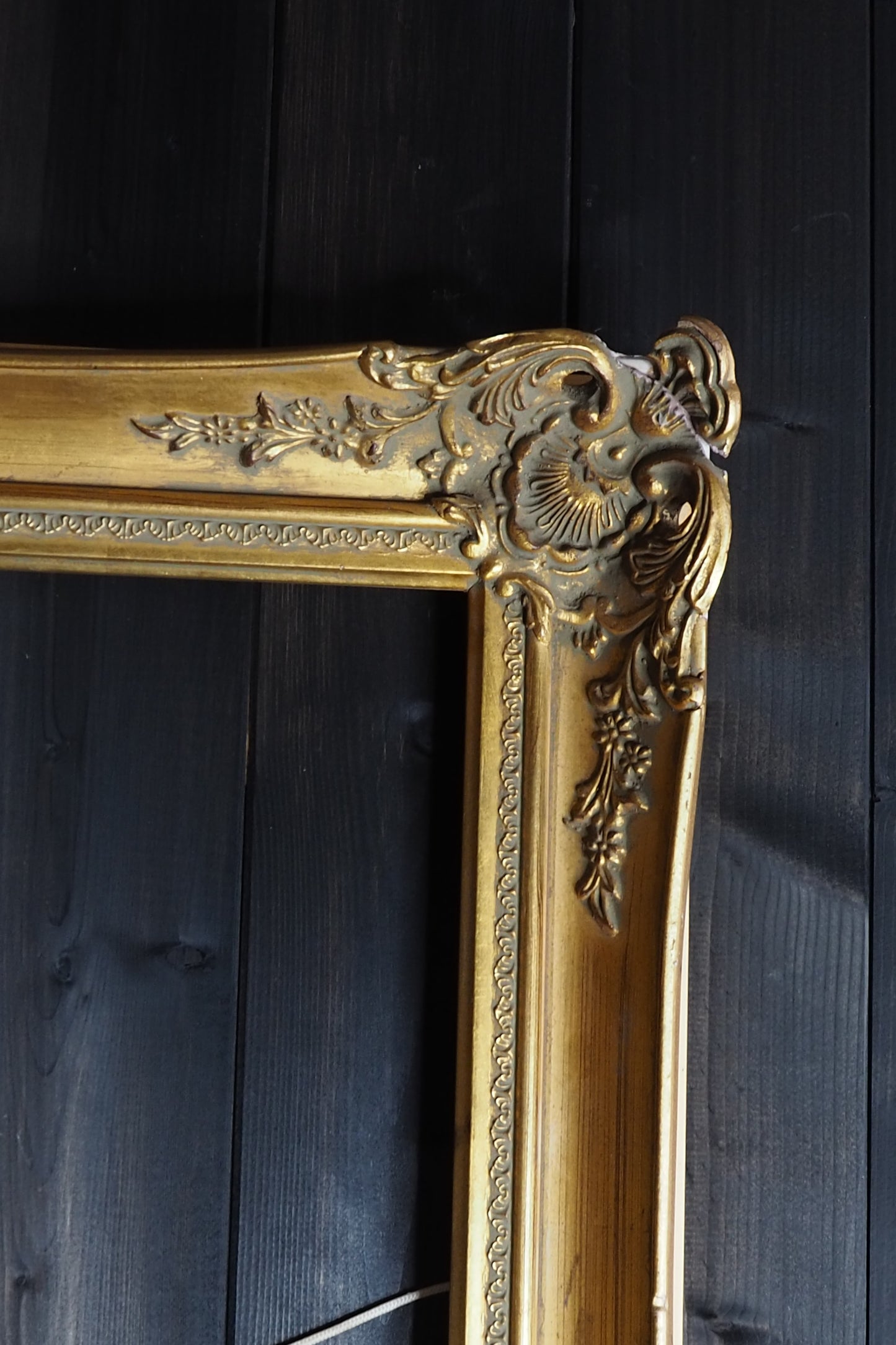 The Padue – Antique Gold Baroque Frame Gilt Frame