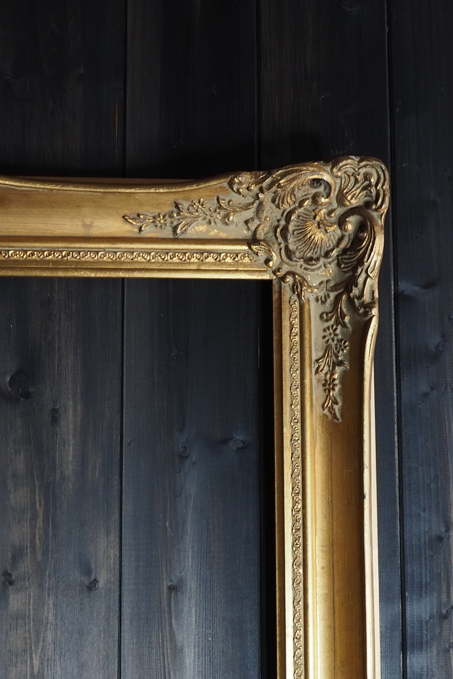 The Padue – Antique Gold Baroque Frame Gilt Frame