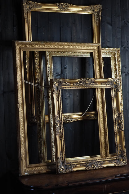 The Castoria – Heavy Detailed Gold Ornate Large Frame