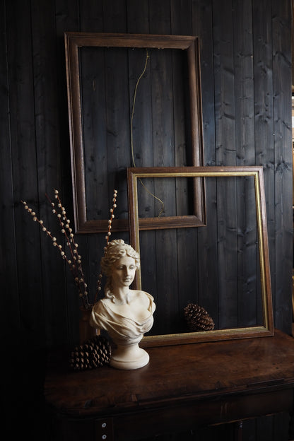 The Caspira-  Oak with Gold Trim Large Frame Rustic Frame