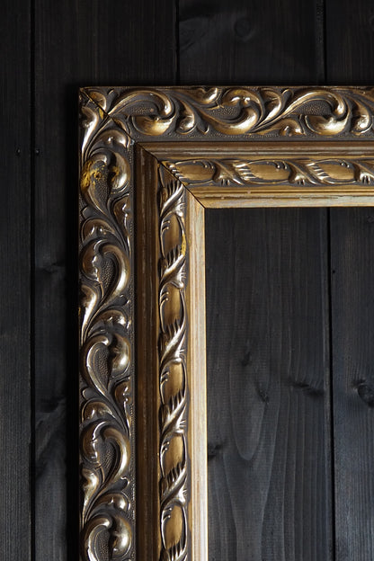 The Avignon – Large Silver & Gold Distressed Ornate Frame