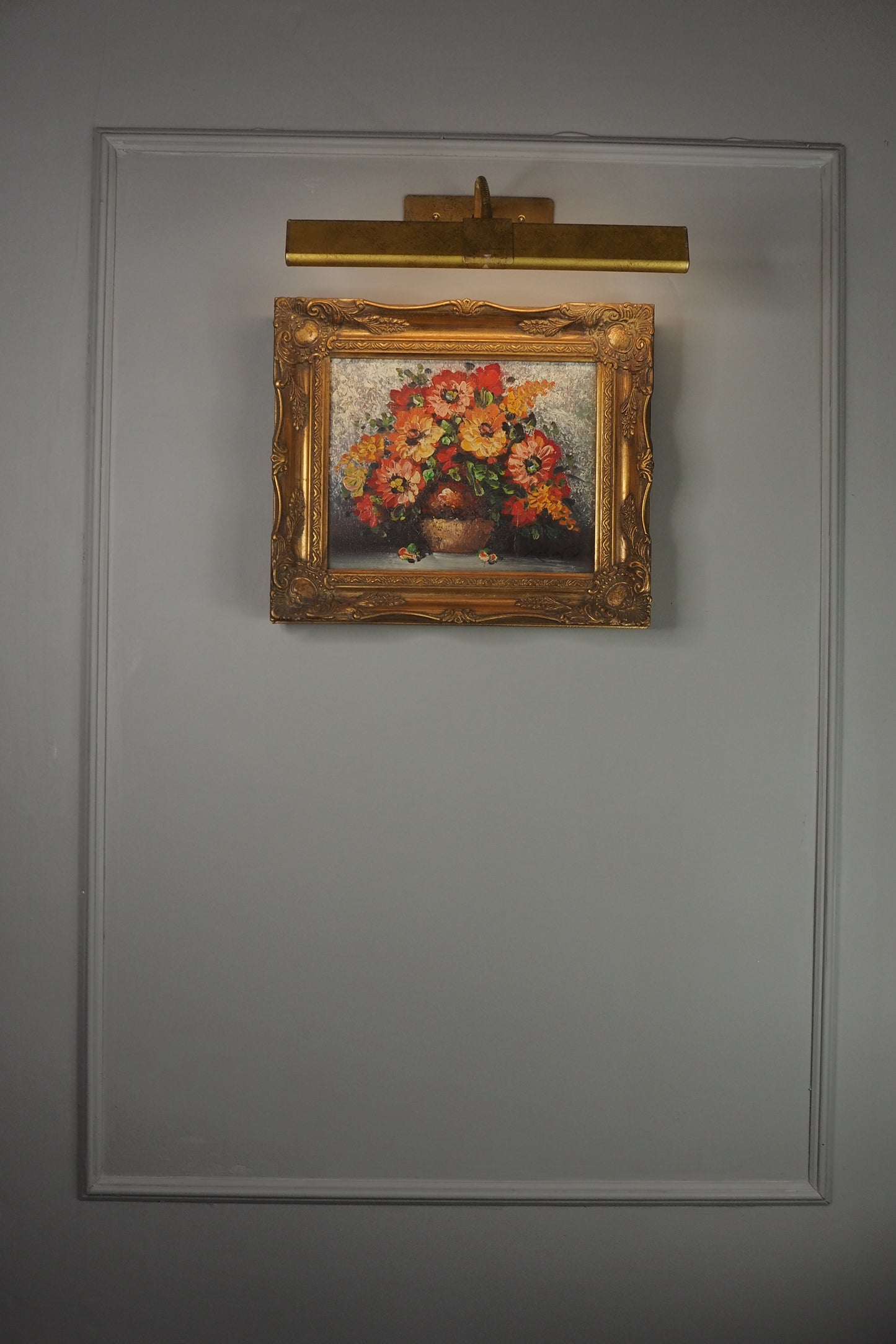 Mid-Century Heavy Brushwork Floral Oil Painting in Ornate Frame