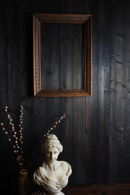 The Winchester - Solid Oak Vintage Carved Frame