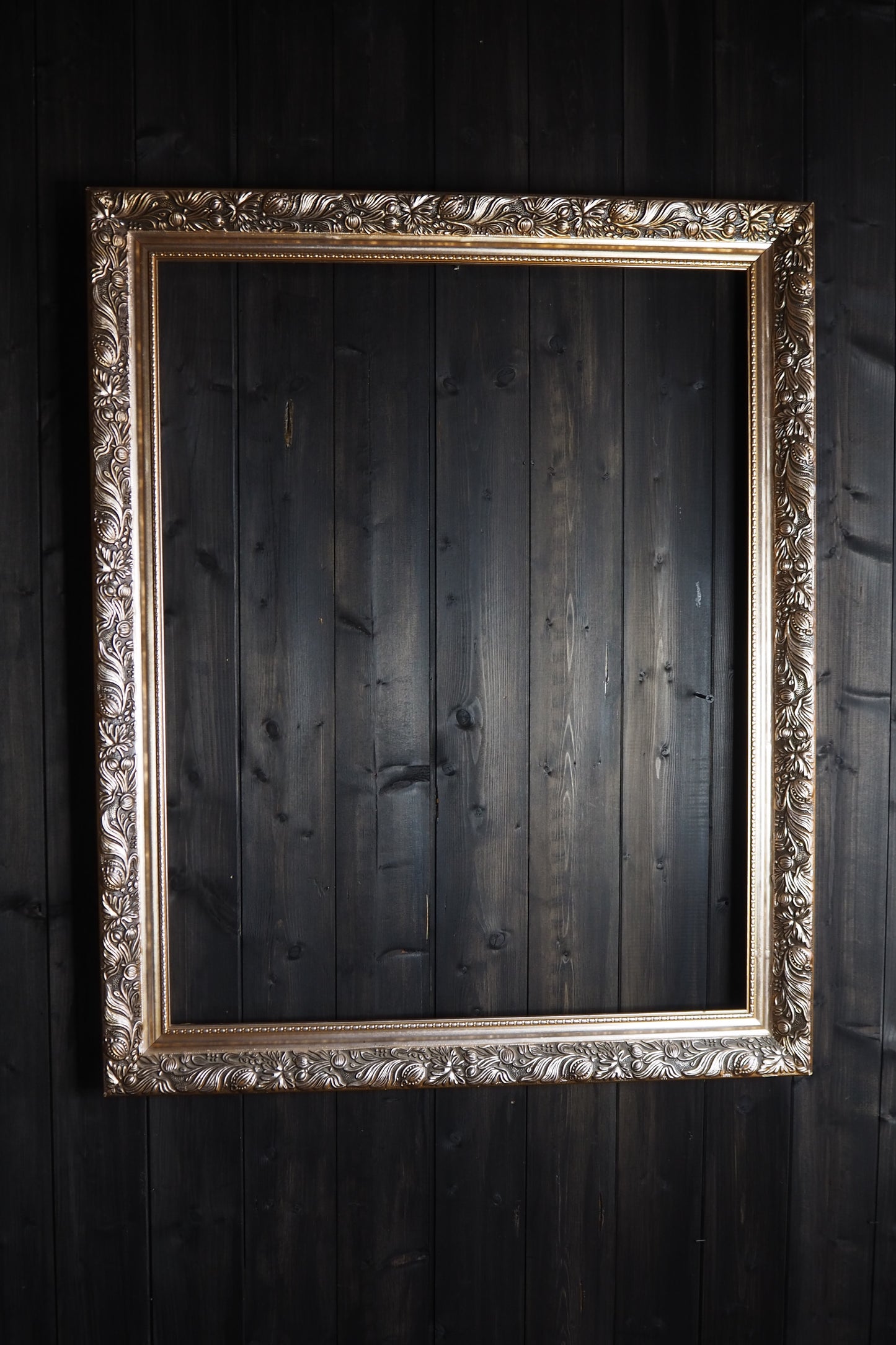 The Belvoir – Vintage Gold & Silver Tone Ornate Frame