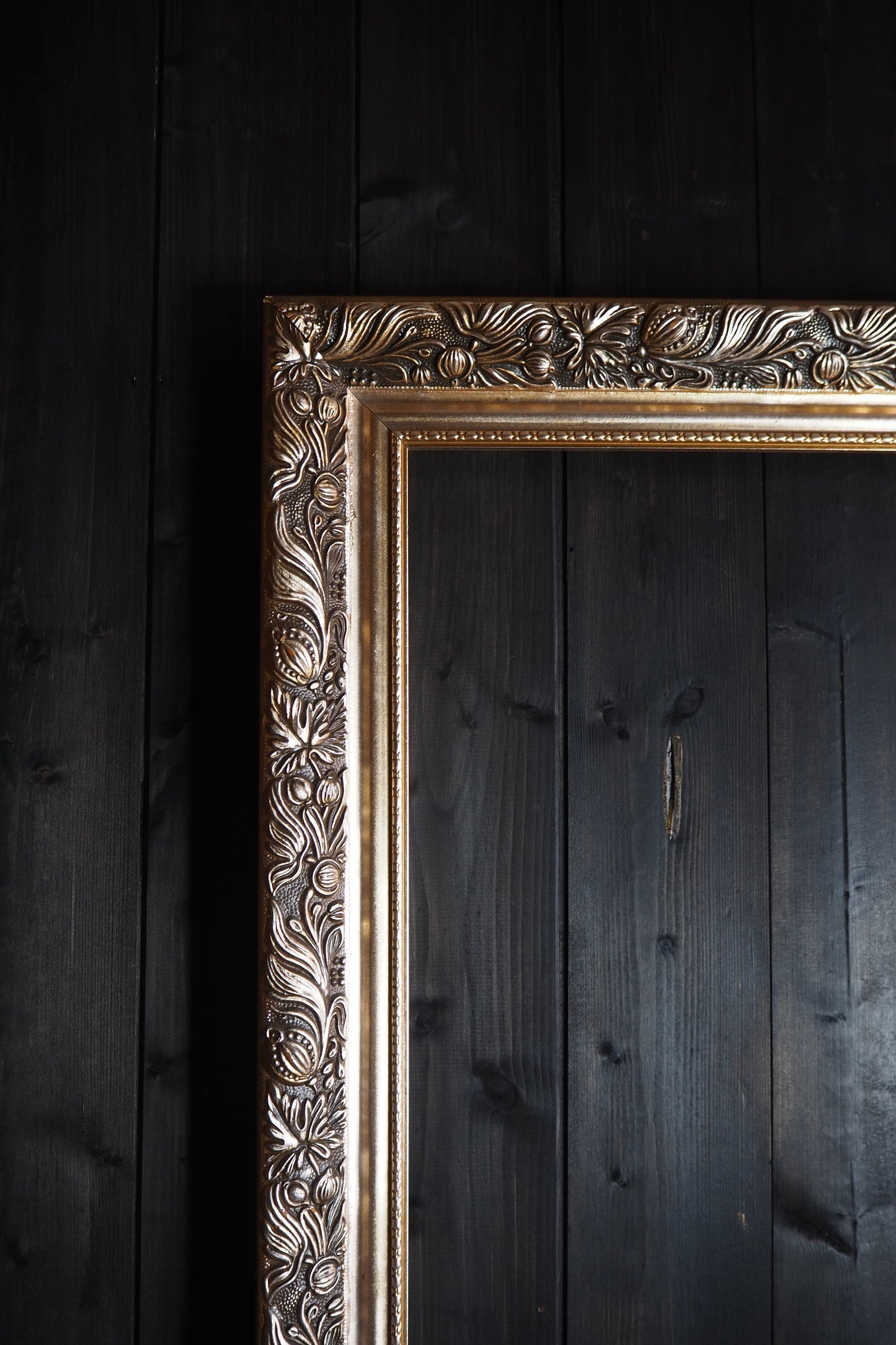 The Belvoir – Vintage Gold & Silver Tone Ornate Frame