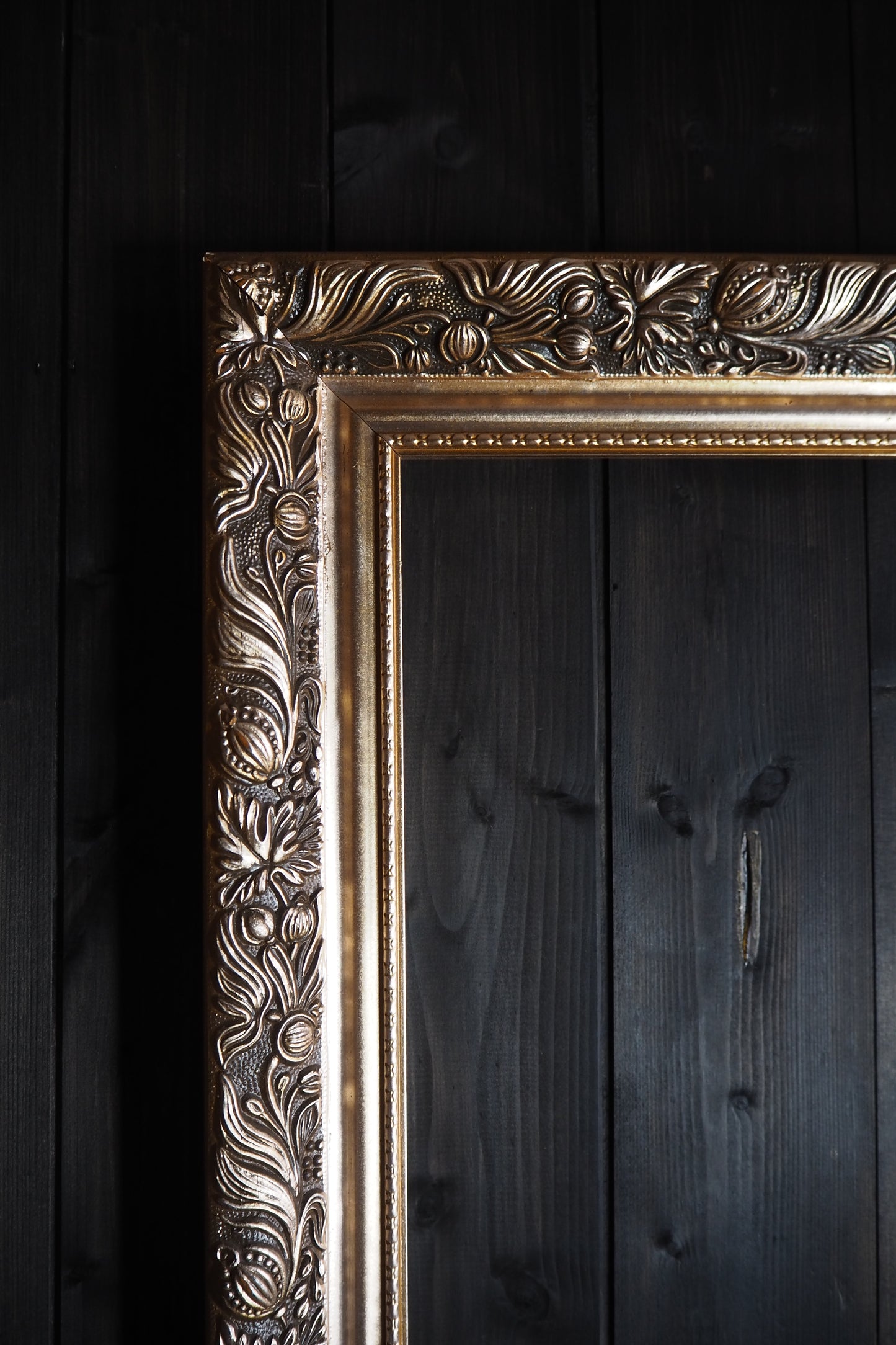 The Belvoir – Vintage Gold & Silver Tone Ornate Frame