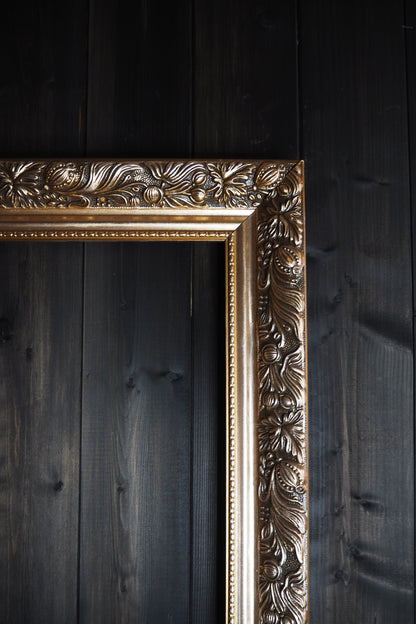 The Belvoir – Vintage Gold & Silver Tone Ornate Frame