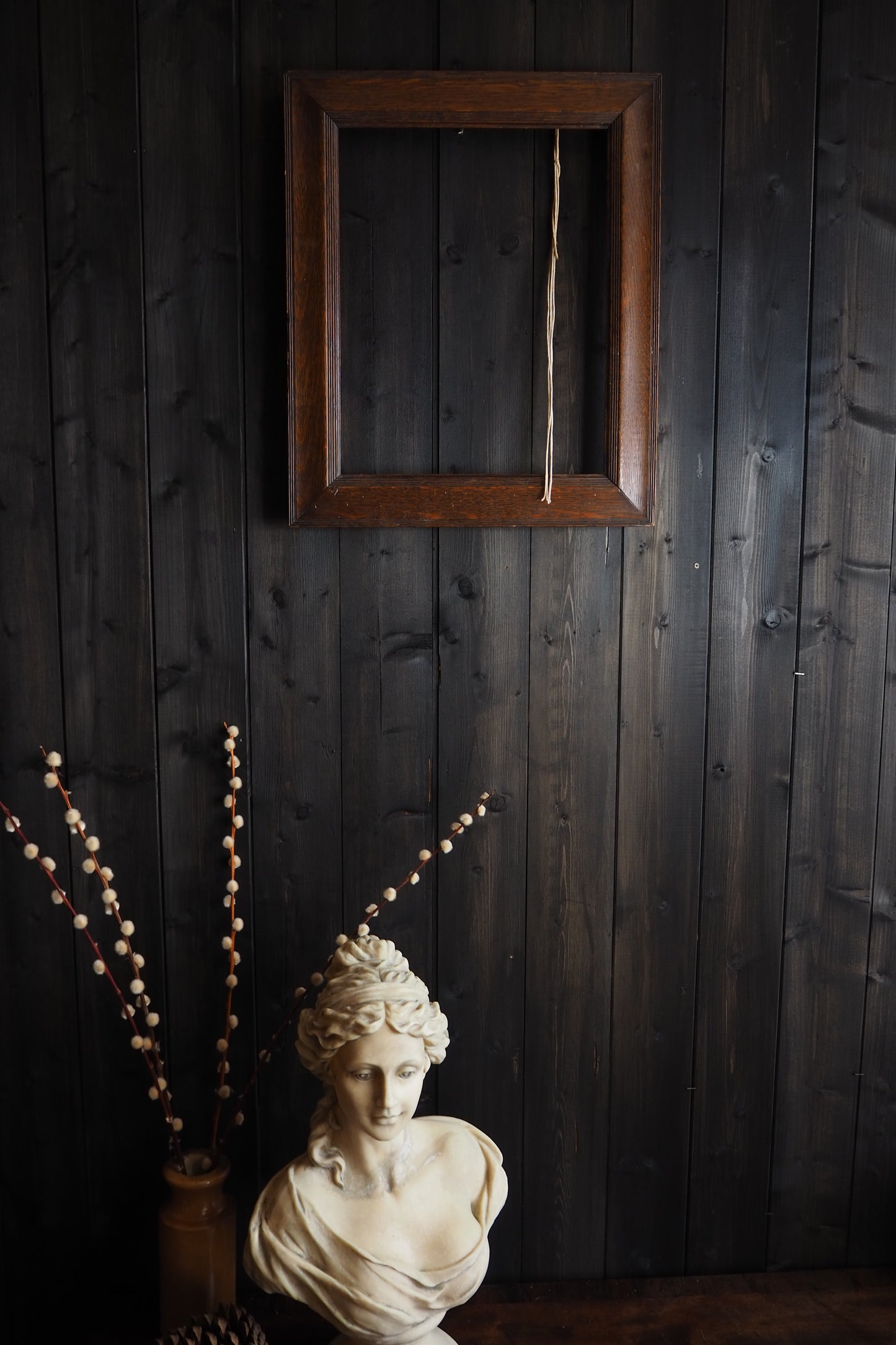 The Balmoral – Antique Solid Small Wood Frame