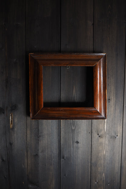 The Alpine Heritage – Victorian Carved Mini Wooden Frame