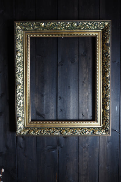 The Belvoir – Antique & Vintage Gold Ornate Small Frame Collection
