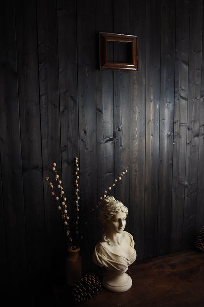 The Alpine Heritage – Victorian Carved Mini Wooden Frame