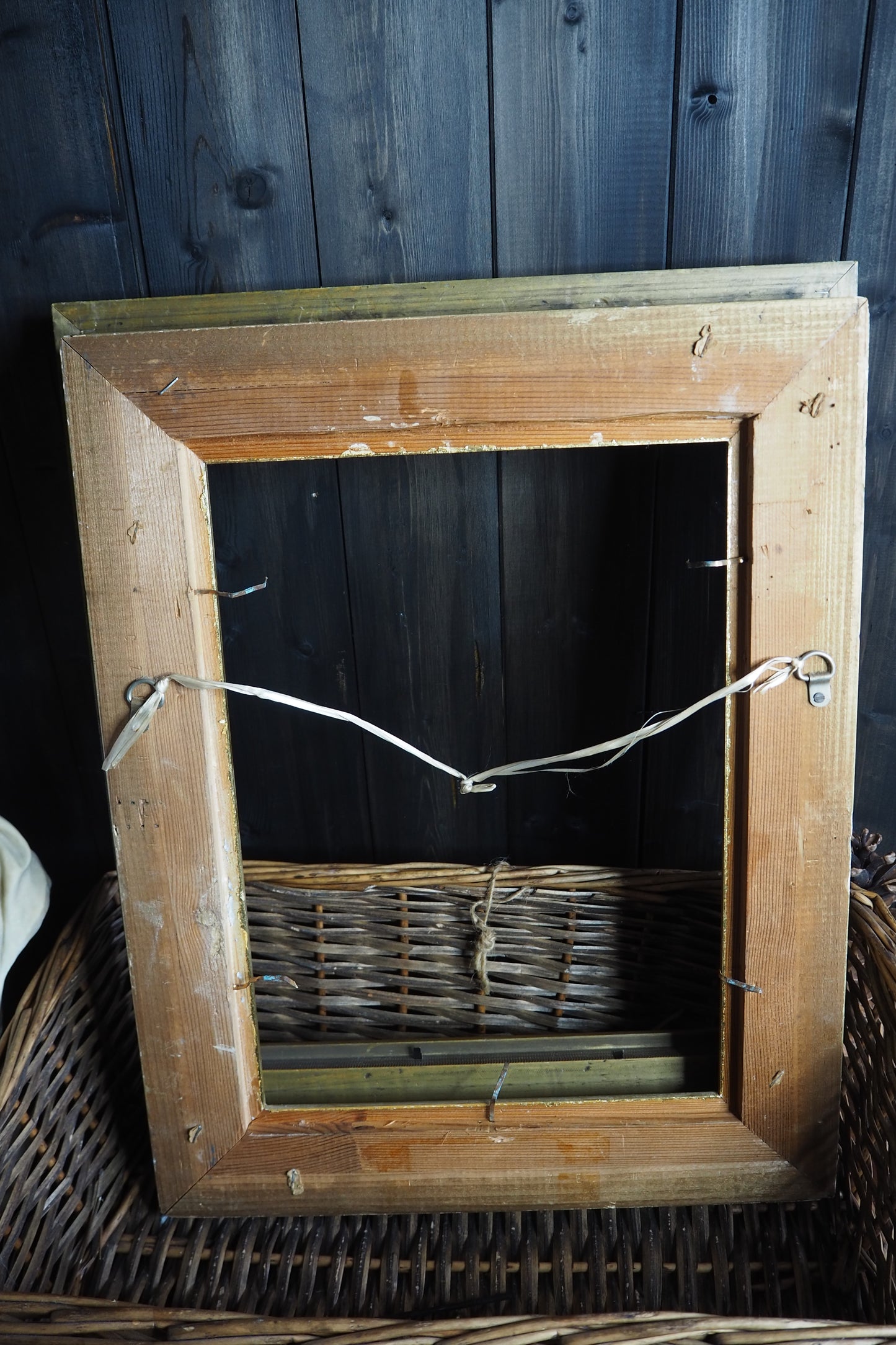 The Belvoir – Antique & Vintage Gold Ornate Small Frame Collection
