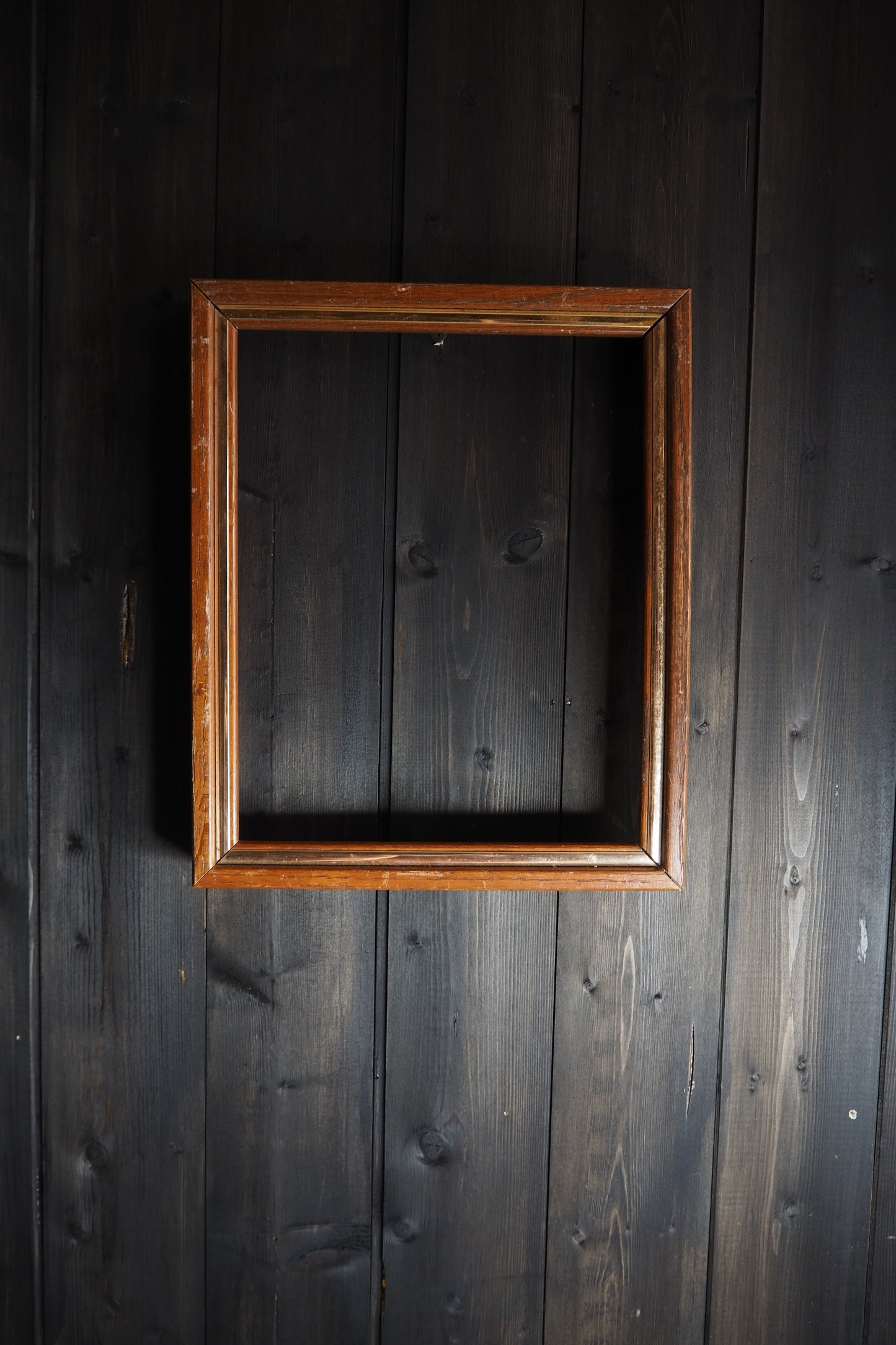 The Ashford – Deep Mini Vintage Wooden Frame with Gold Trim